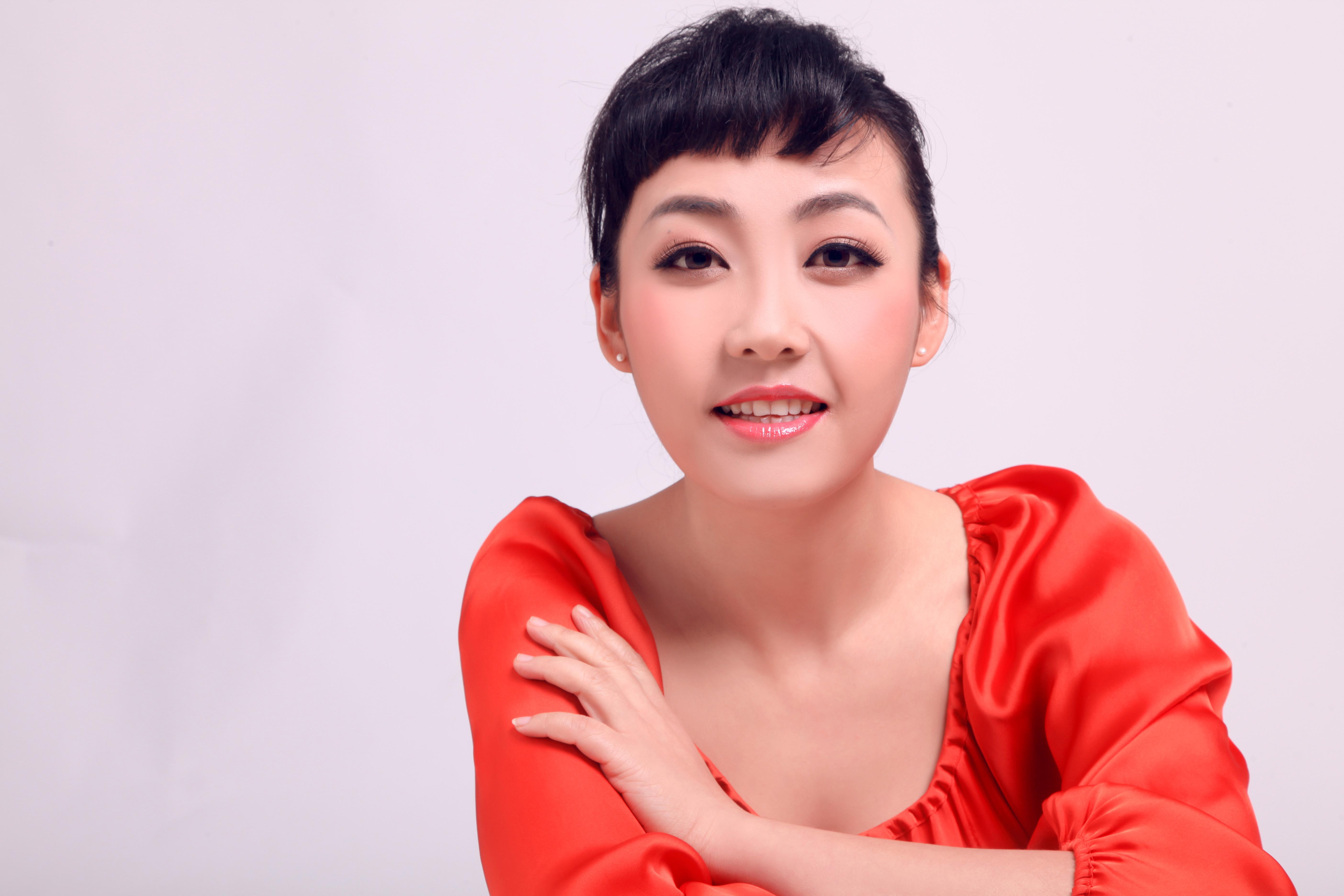 老师介绍 > 汪老师 aa声乐老师安徽大学艺术学院声乐表演专业 进修于