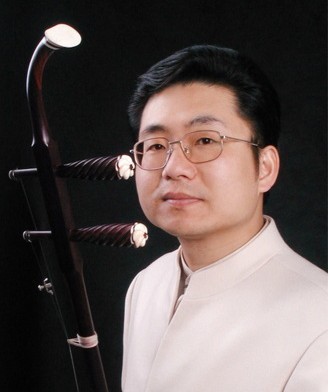 叶强,二胡演奏家,国家二级演奏员,中国音乐家协会会员,中国音协二胡