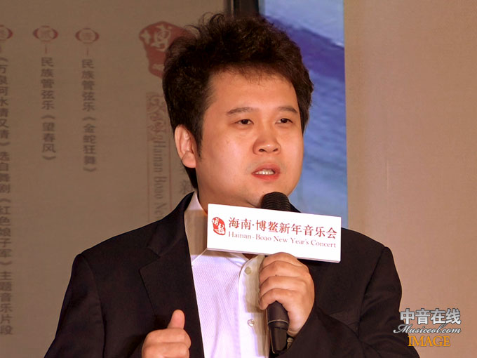 男高音歌唱家薛皓垠.jpg