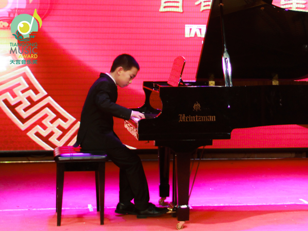 2016首都之星新春音乐会 kent huang.jpg 2016首都之星新春音乐会 kent huang.jpg